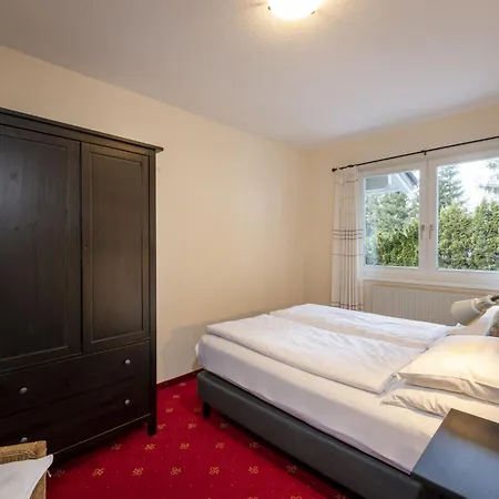 Holiday Steindlwald *